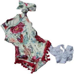 Pompom Romper Rose's barefoot sandles headband set